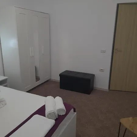 דירה Casa Chriss אפורי סוד