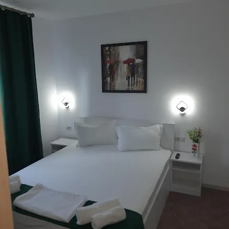 Casa Chriss Apartmán *