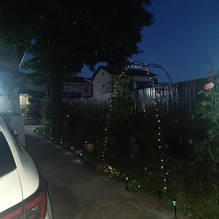 アパート Casa Chriss エフォリエ・スド